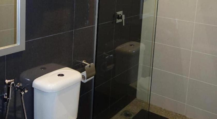 One Avenue Hotel Sandakan Luaran gambar